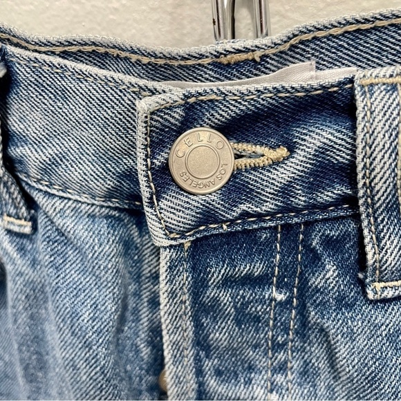 Cello High Waisted Two Toned Jean Shorts - Picture 3 of 12